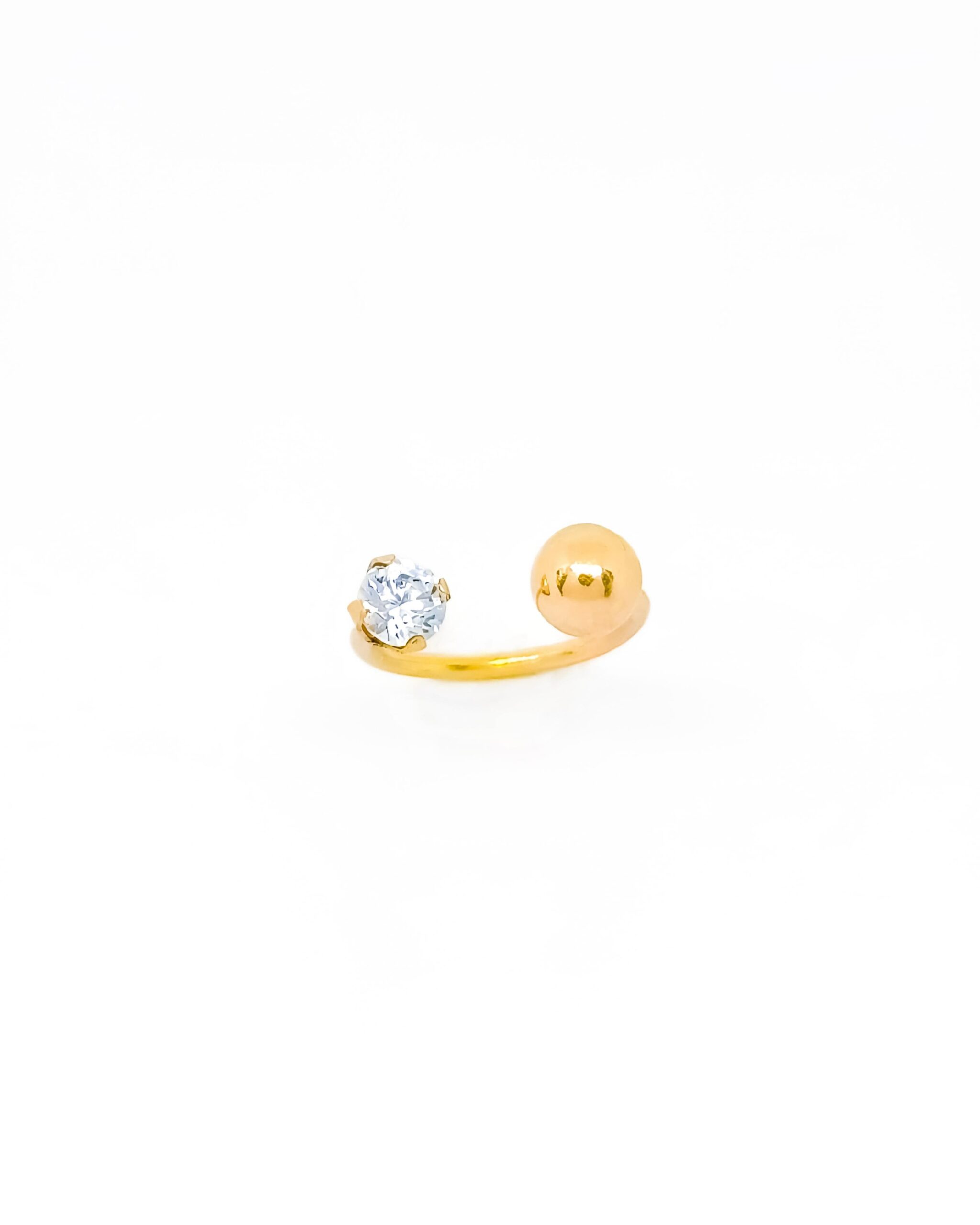 Piercing de oro 18k para oreja con piedra - Image 3