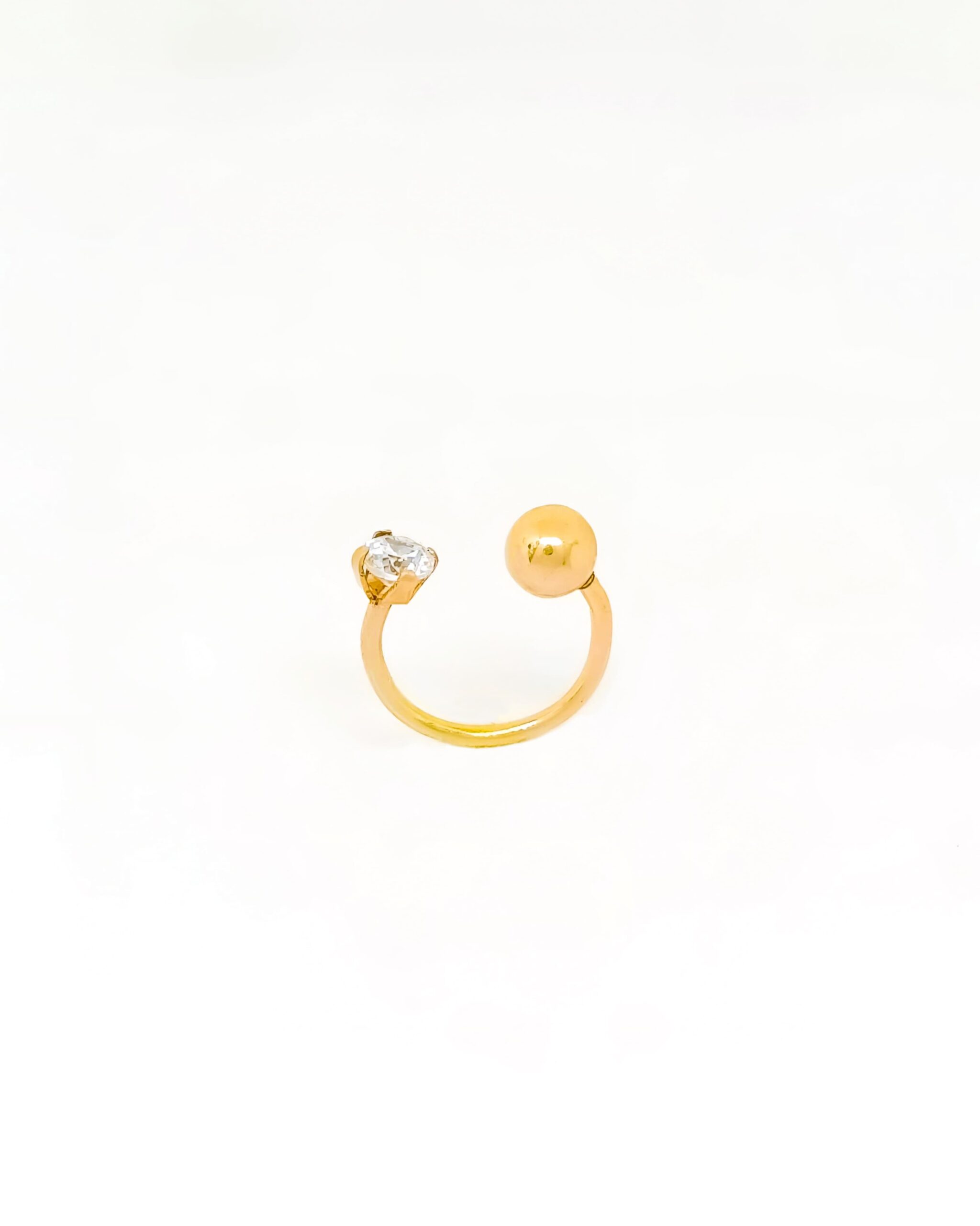 Piercing de oro 18k para oreja con piedra